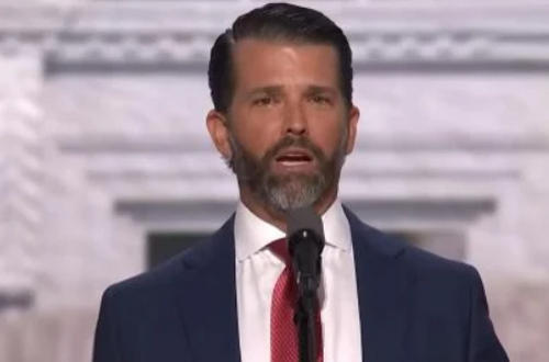 Cин Трампа припускає, що той може дистанціюватися від війни РФ та України Cин Трампа припускає, що той може дистанціюватися від війни РФ та України